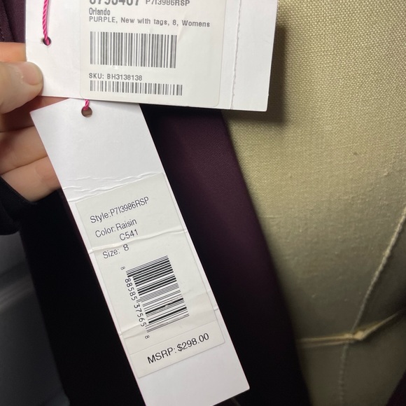 PARKER Orlando Laser Cut Bell Ruffle long Sleeve Dress Raisin Sheath Size 8 - Picture 4 of 9